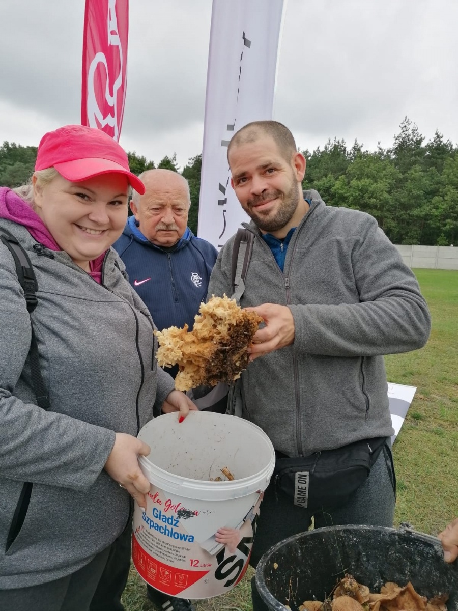 Zdjęcie w galerii na portalu naszraciborz.pl: Racibórz-Kuźnia Raciborska. Znamy nowych mistrzów grzybobrania wiadomości z regionu