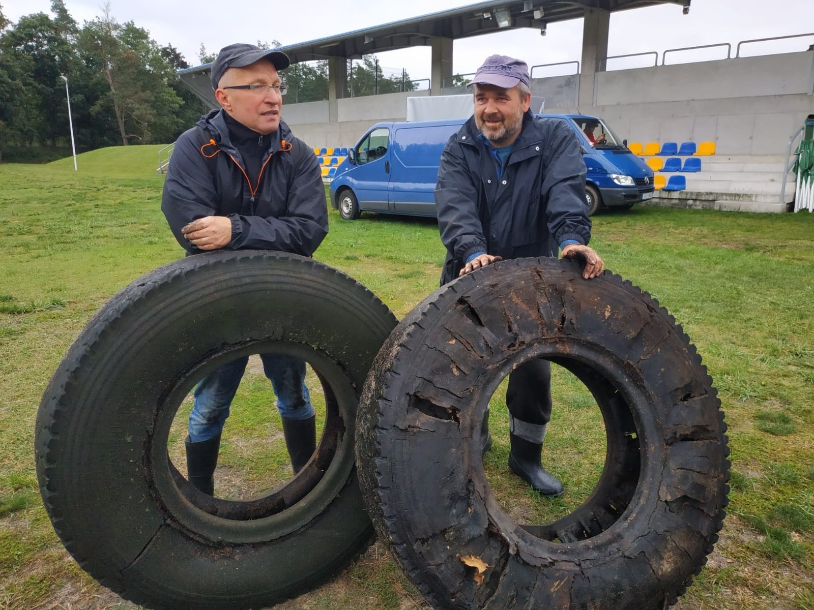 Zdjęcie w galerii na portalu naszraciborz.pl: Racibórz-Kuźnia Raciborska. Znamy nowych mistrzów grzybobrania wiadomości z regionu