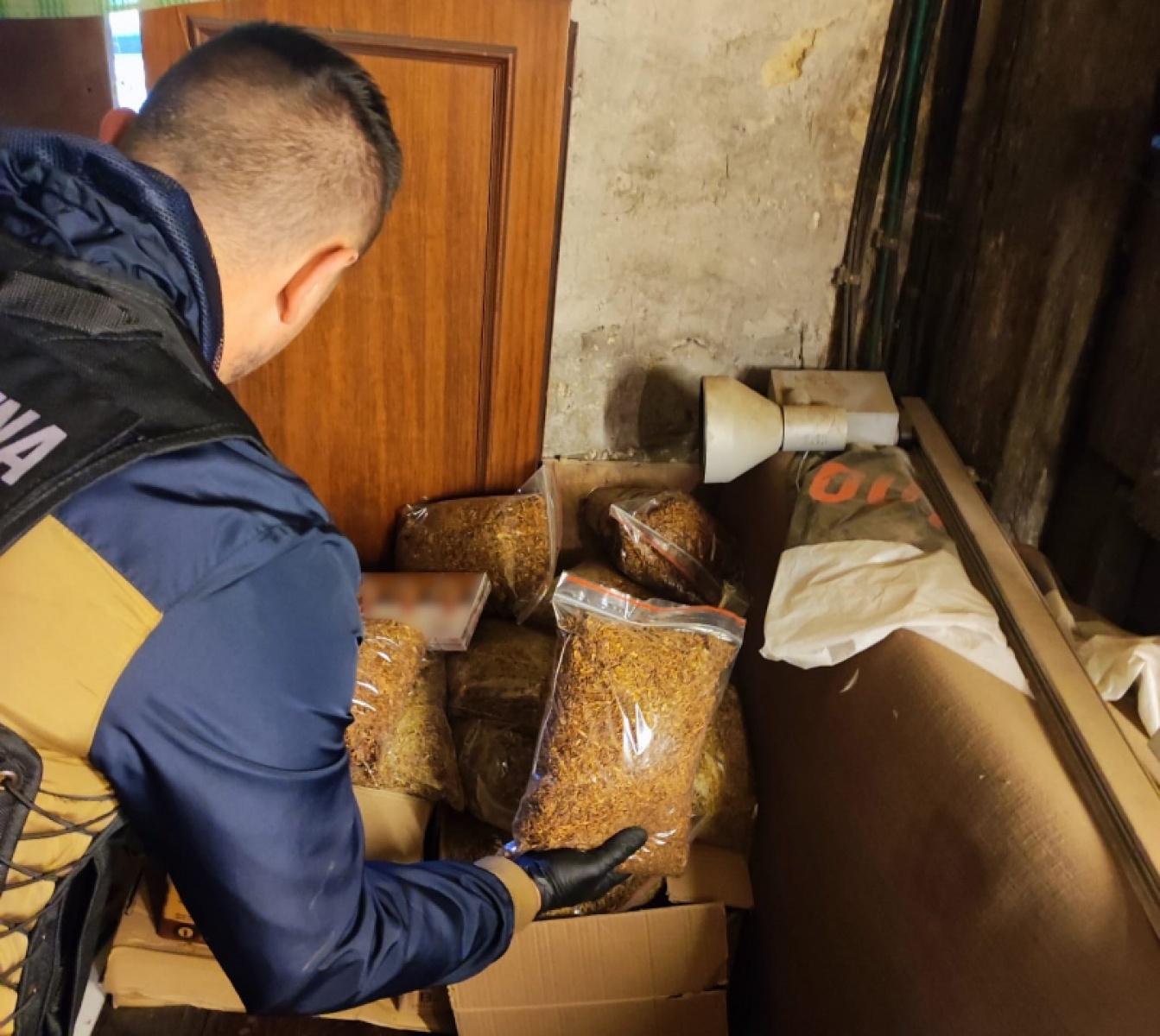 Zdjęcie w galerii na portalu naszraciborz.pl: Śląscy pogranicznicy ujawnili nielegalne wyroby akcyzowe wiadomości z regionu