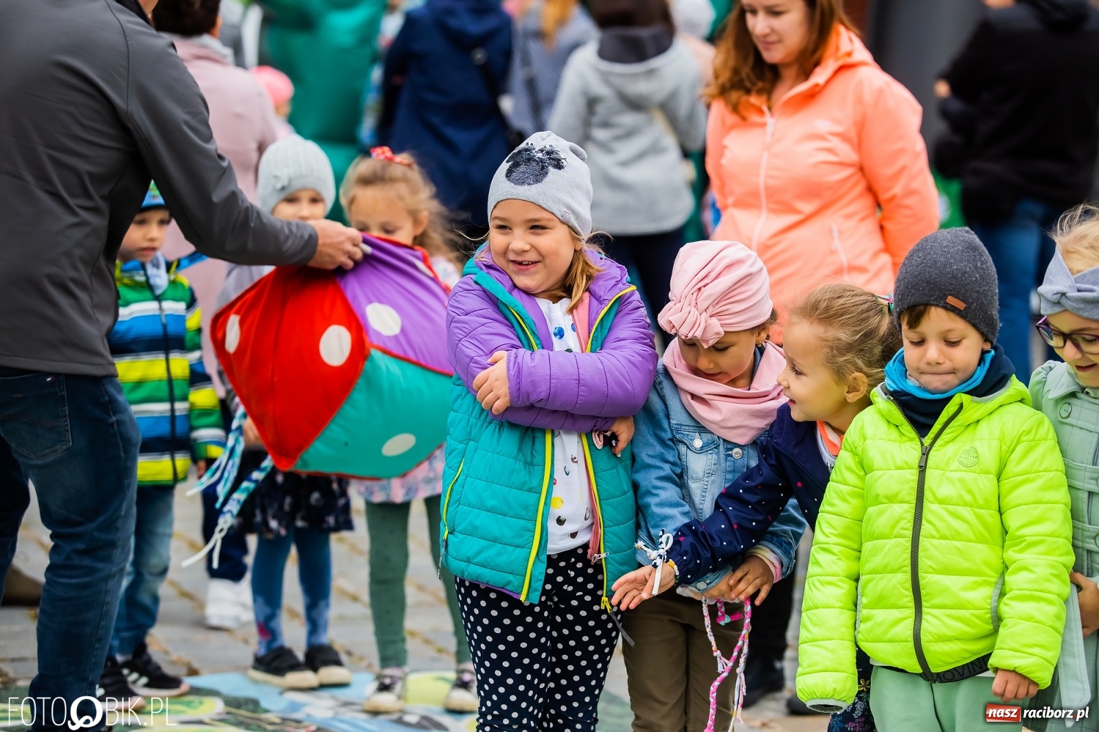 Zdjęcie w galerii na portalu naszraciborz.pl: Festyn ekologiczny na raciborskim Rynku [FOTO i WIDEO] wiadomości z regionu