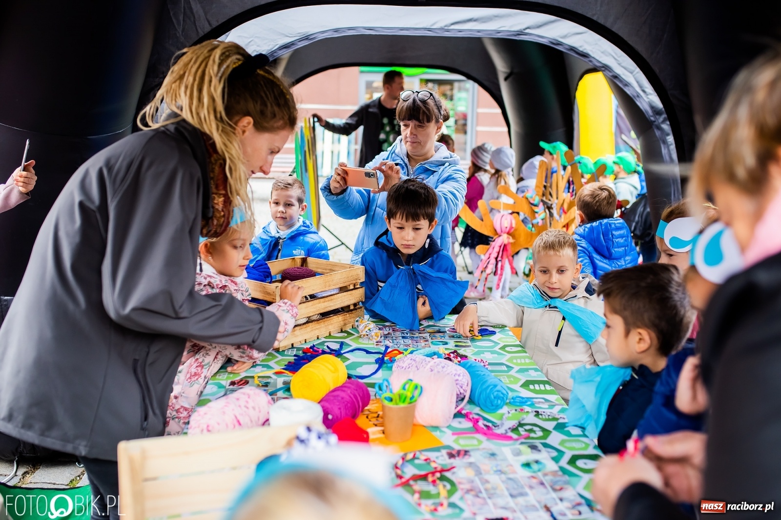 Zdjęcie w galerii na portalu naszraciborz.pl: Festyn ekologiczny na raciborskim Rynku [FOTO i WIDEO] wiadomości z regionu