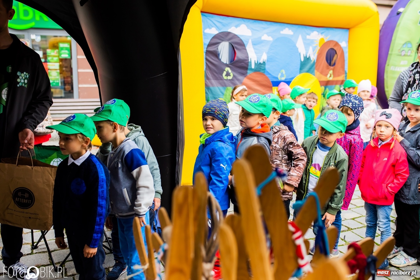 Zdjęcie w galerii na portalu naszraciborz.pl: Festyn ekologiczny na raciborskim Rynku [FOTO i WIDEO] wiadomości z regionu