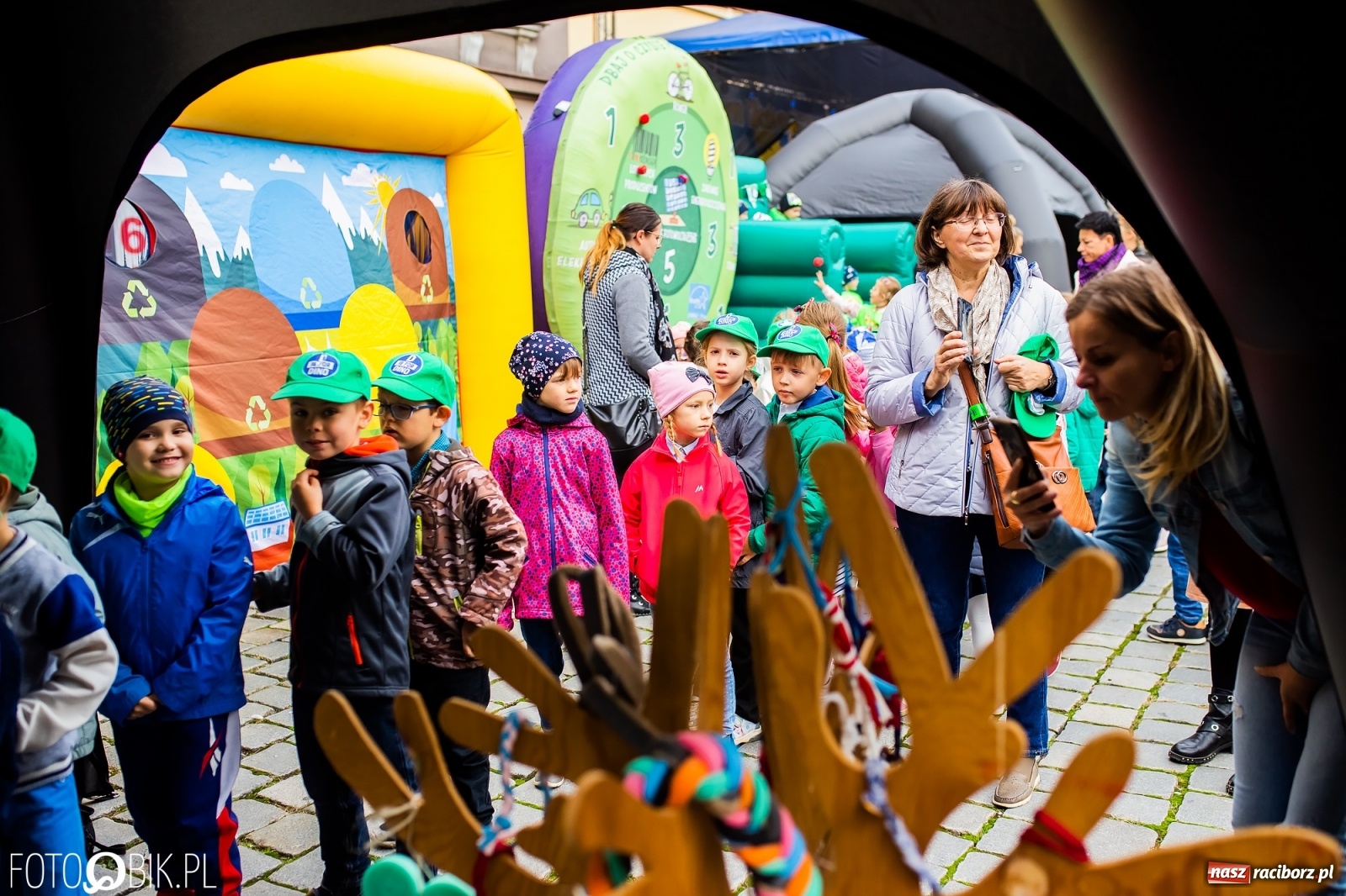 Zdjęcie w galerii na portalu naszraciborz.pl: Festyn ekologiczny na raciborskim Rynku [FOTO i WIDEO] wiadomości z regionu