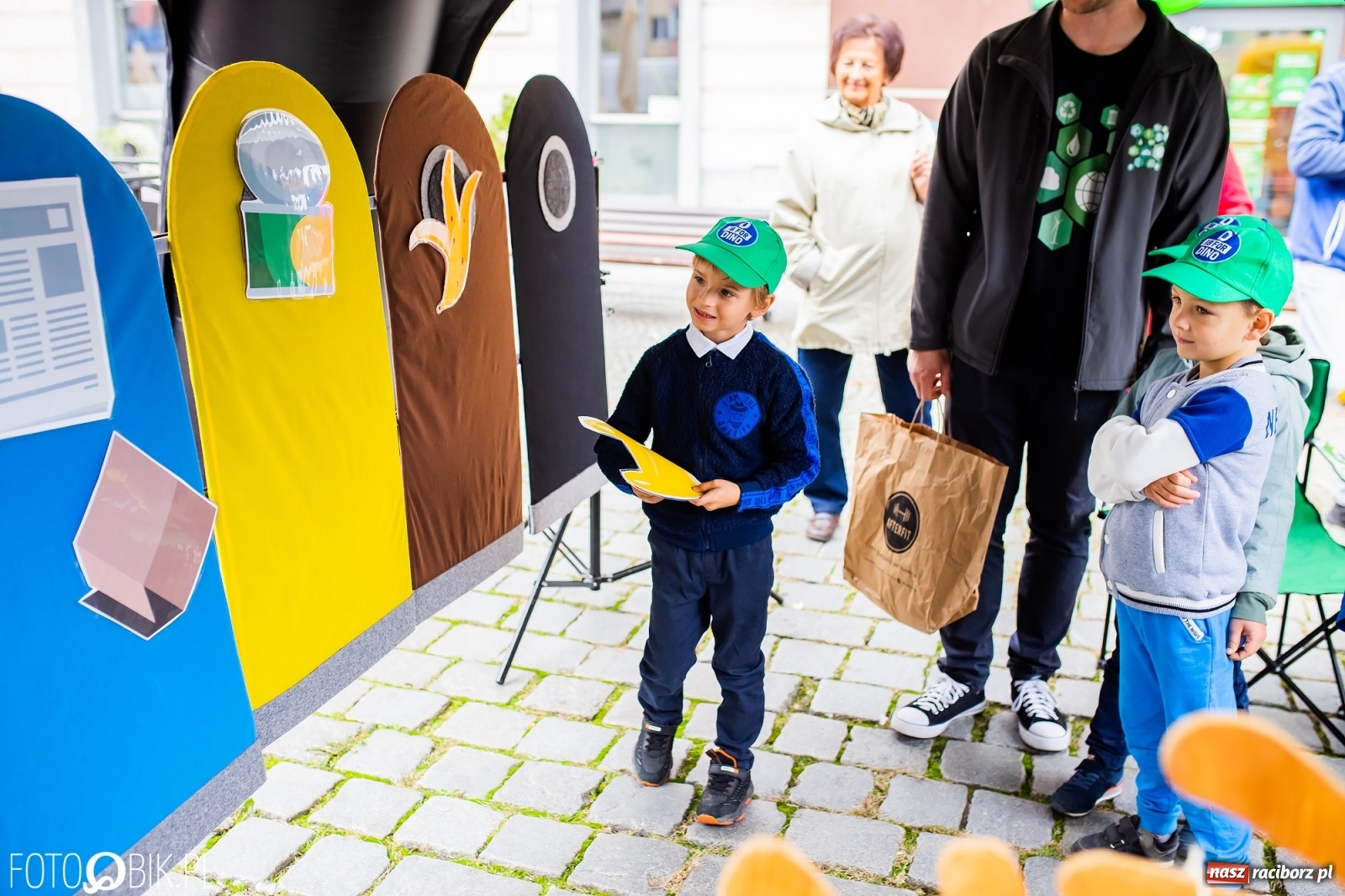 Zdjęcie w galerii na portalu naszraciborz.pl: Festyn ekologiczny na raciborskim Rynku [FOTO i WIDEO] wiadomości z regionu