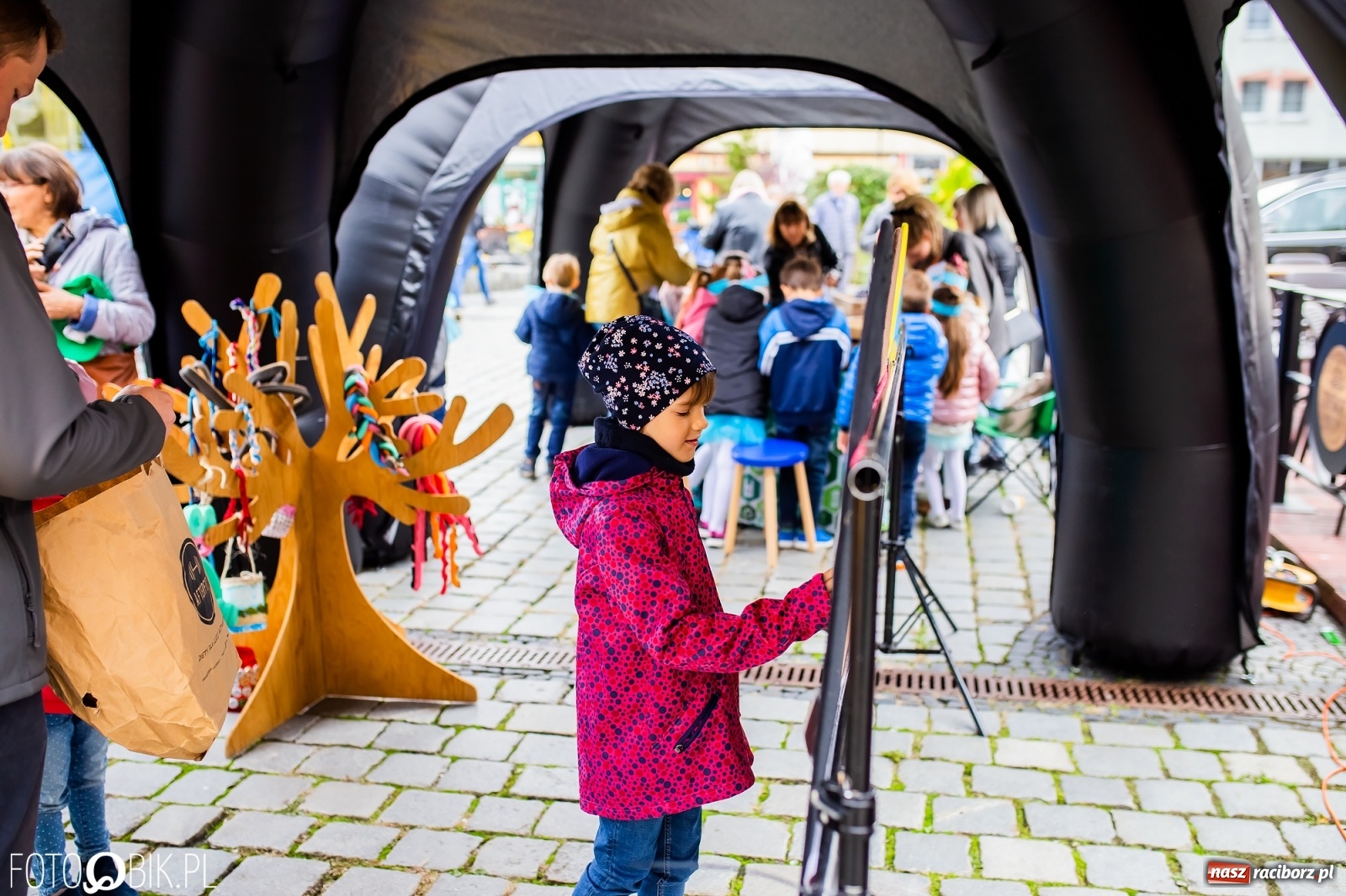 Zdjęcie w galerii na portalu naszraciborz.pl: Festyn ekologiczny na raciborskim Rynku [FOTO i WIDEO] wiadomości z regionu