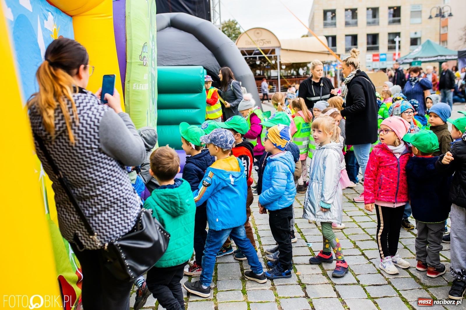 Zdjęcie w galerii na portalu naszraciborz.pl: Festyn ekologiczny na raciborskim Rynku [FOTO i WIDEO] wiadomości z regionu