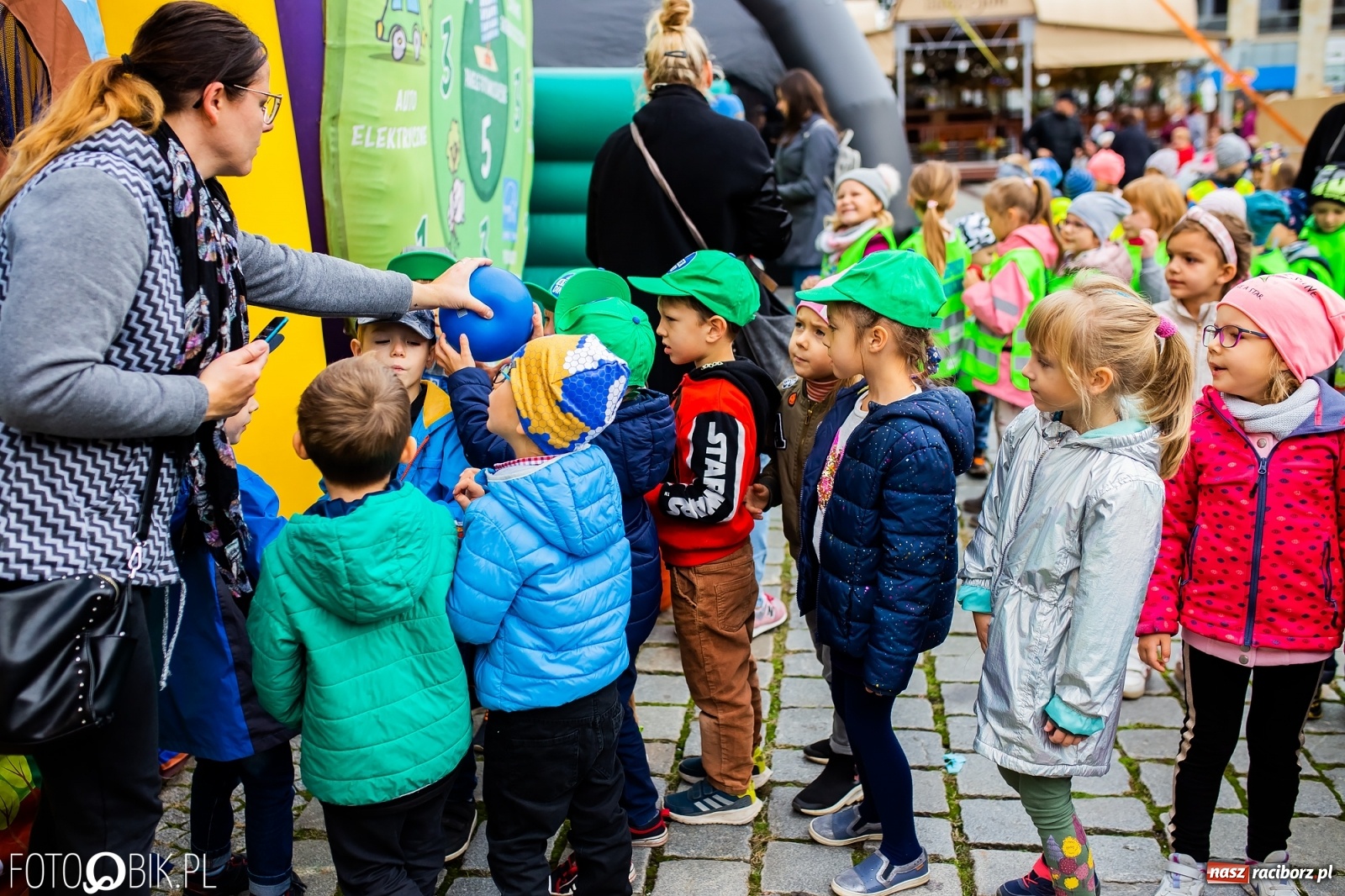 Zdjęcie w galerii na portalu naszraciborz.pl: Festyn ekologiczny na raciborskim Rynku [FOTO i WIDEO] wiadomości z regionu