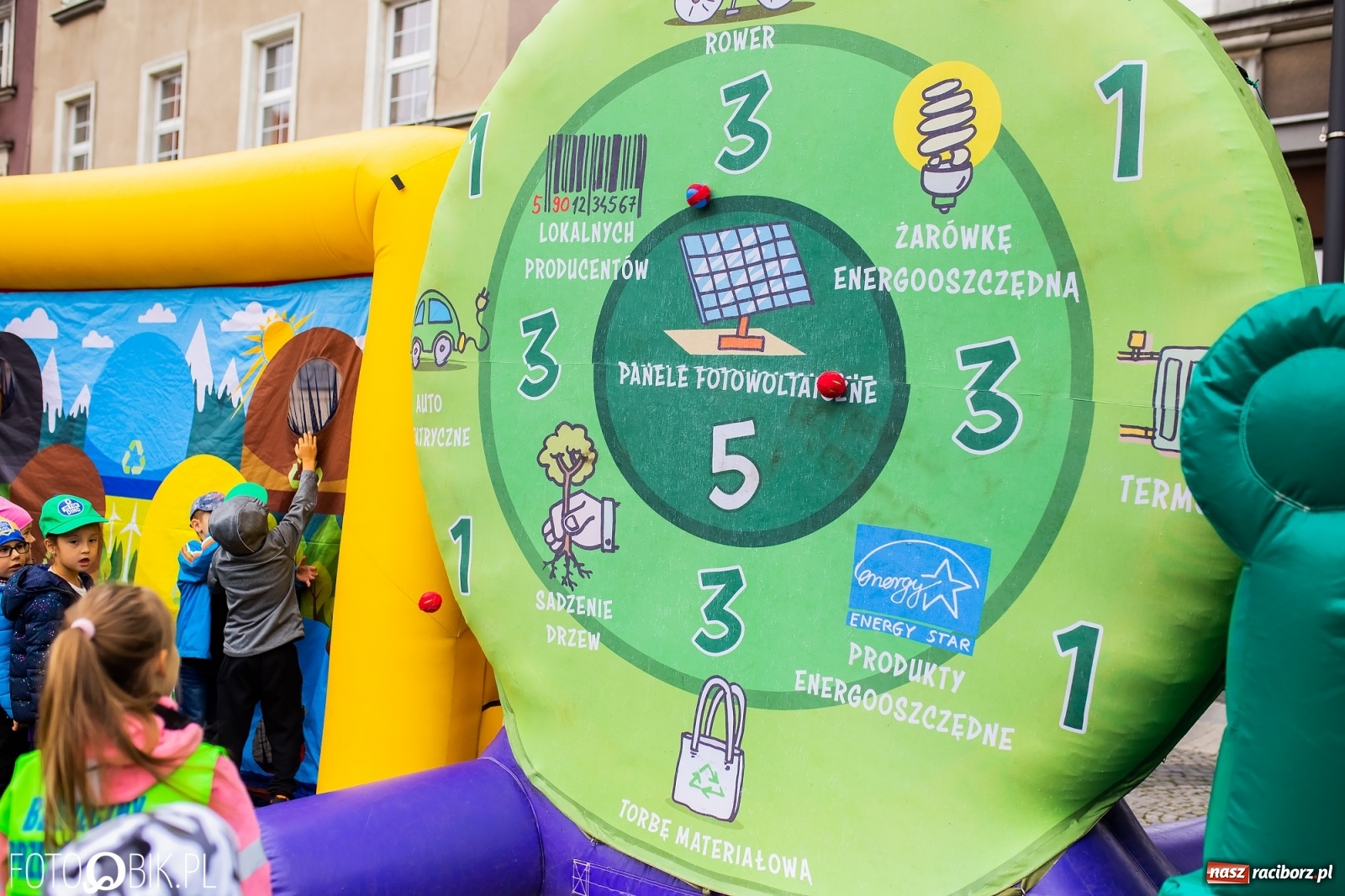 Zdjęcie w galerii na portalu naszraciborz.pl: Festyn ekologiczny na raciborskim Rynku [FOTO i WIDEO] wiadomości z regionu