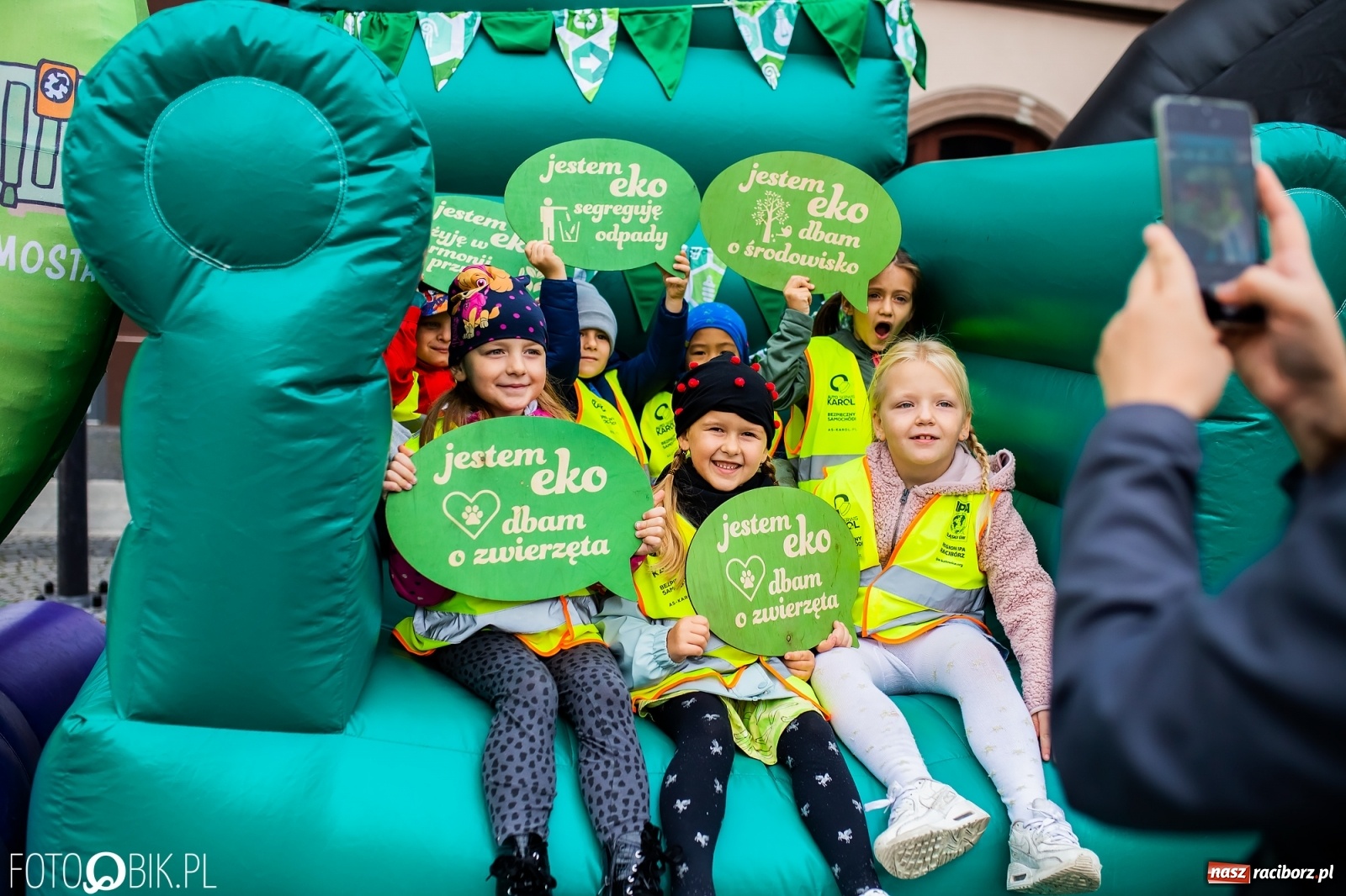 Zdjęcie w galerii na portalu naszraciborz.pl: Festyn ekologiczny na raciborskim Rynku [FOTO i WIDEO] wiadomości z regionu