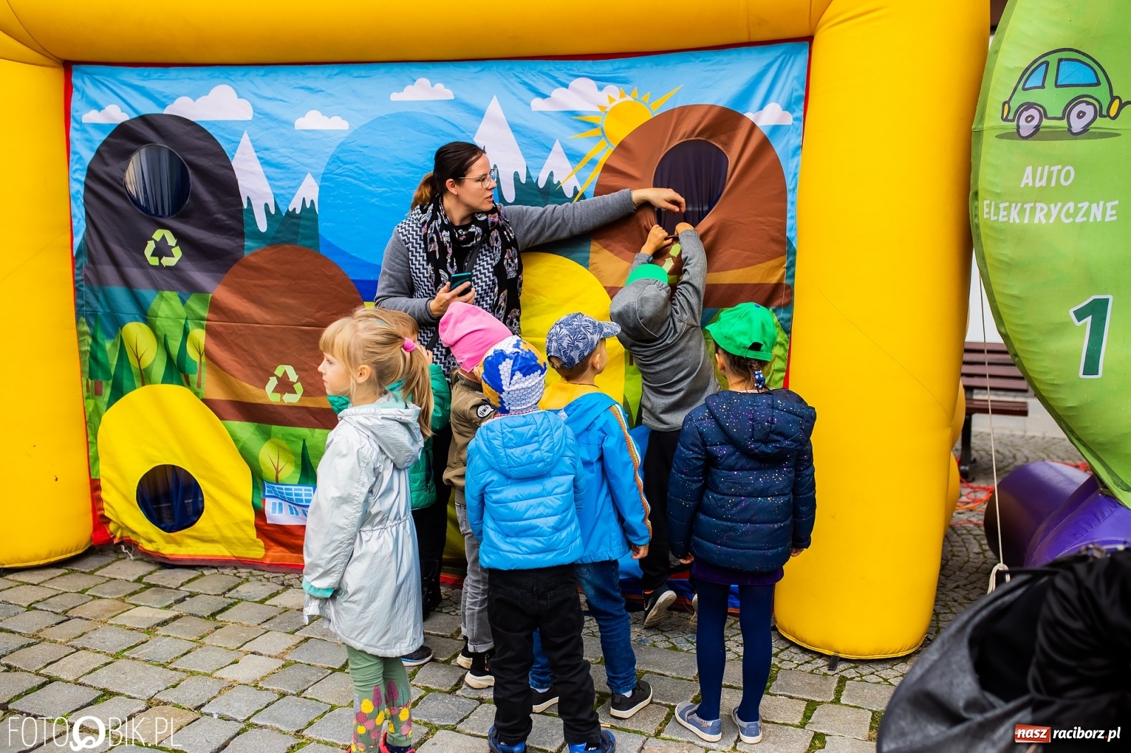 Zdjęcie w galerii na portalu naszraciborz.pl: Festyn ekologiczny na raciborskim Rynku [FOTO i WIDEO] wiadomości z regionu