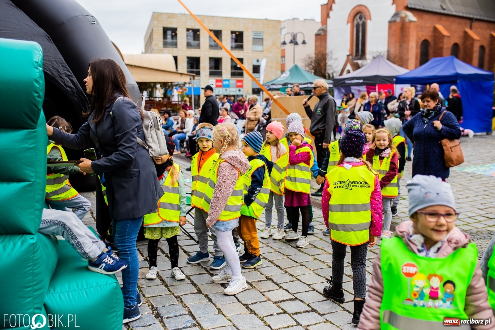 Zdjęcie w galerii na portalu naszraciborz.pl: Festyn ekologiczny na raciborskim Rynku [FOTO i WIDEO] wiadomości z regionu
