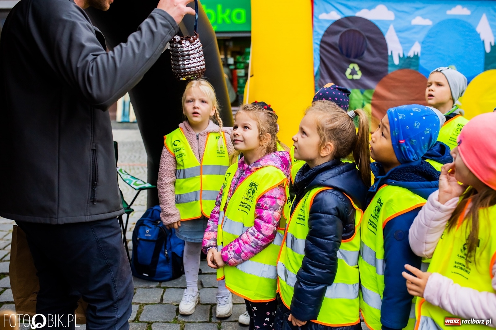 Zdjęcie w galerii na portalu naszraciborz.pl: Festyn ekologiczny na raciborskim Rynku [FOTO i WIDEO] wiadomości z regionu