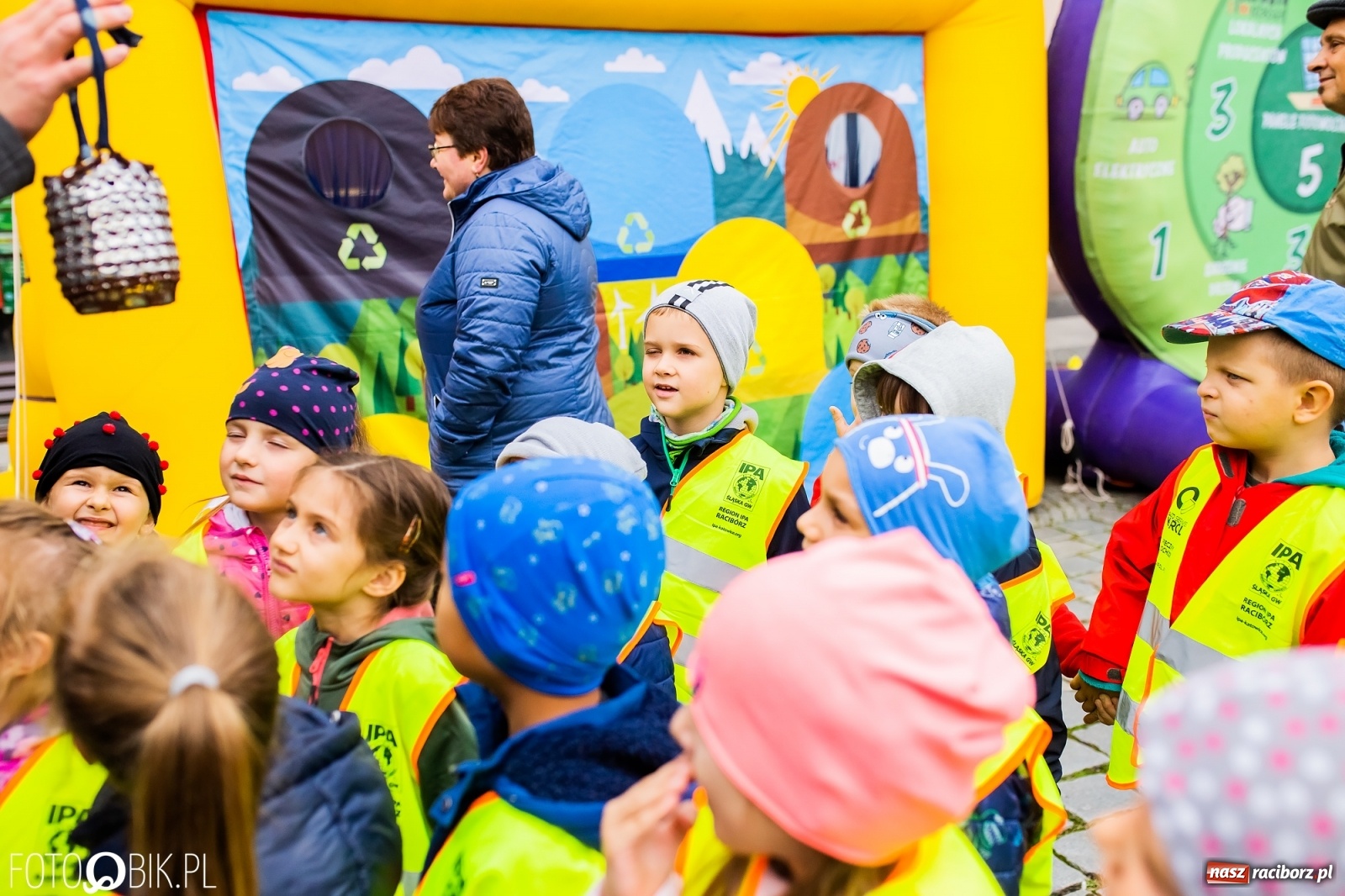 Zdjęcie w galerii na portalu naszraciborz.pl: Festyn ekologiczny na raciborskim Rynku [FOTO i WIDEO] wiadomości z regionu