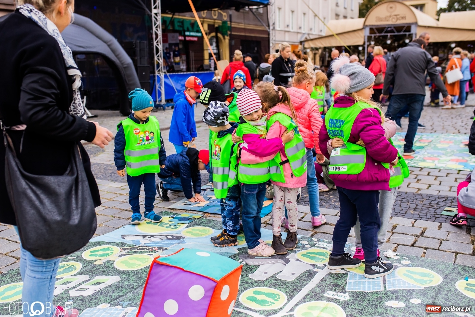 Zdjęcie w galerii na portalu naszraciborz.pl: Festyn ekologiczny na raciborskim Rynku [FOTO i WIDEO] wiadomości z regionu