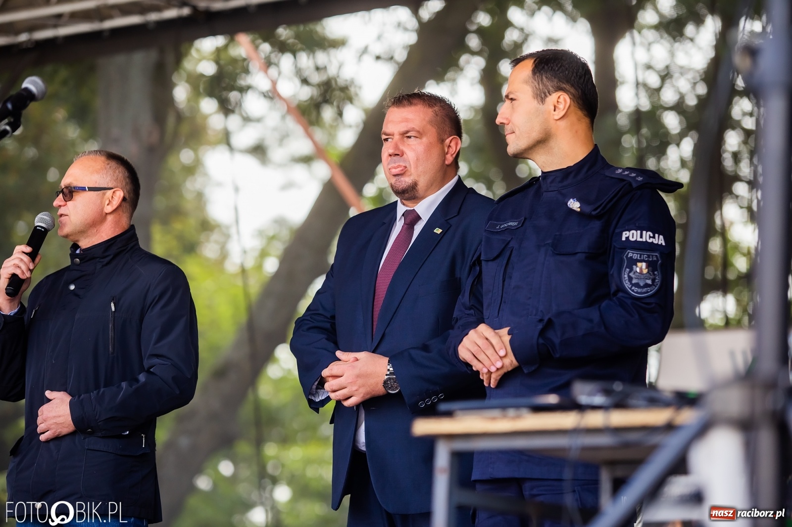 Zdjęcie w galerii na portalu naszraciborz.pl: Symulator wypadków, tor przeszkód z alkogoglami - Dzień Zrównoważonego Transportu na zamku [FOTO i WIDEO] wiadomości z regionu