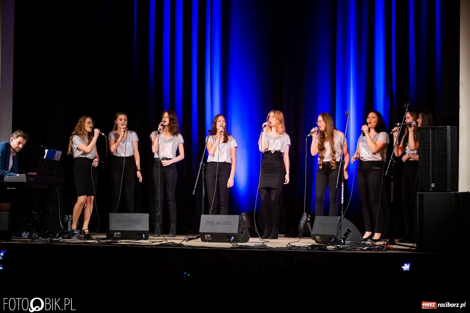 Zdjęcie w galerii na portalu naszraciborz.pl: Tu się śpiewa z Perspektywą wiadomości z regionu