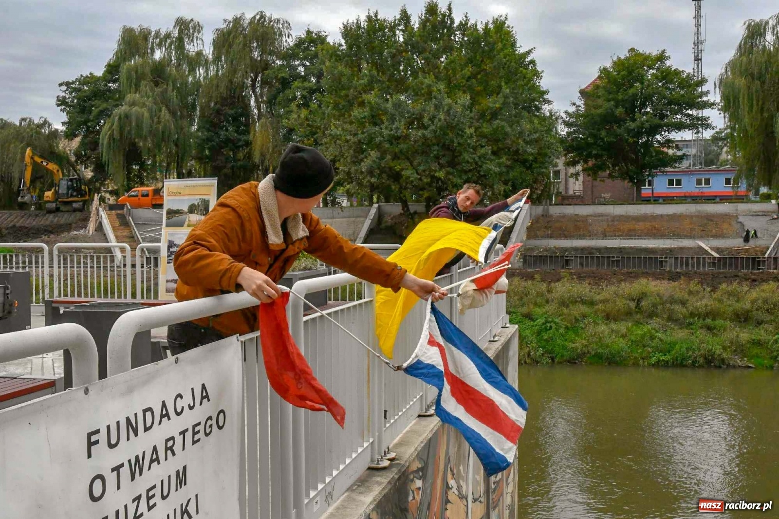 Zdjęcie w galerii na portalu naszraciborz.pl: Na bulwarach trwa Odrzańska odyseja [FOTO i WIDEO] wiadomości z regionu