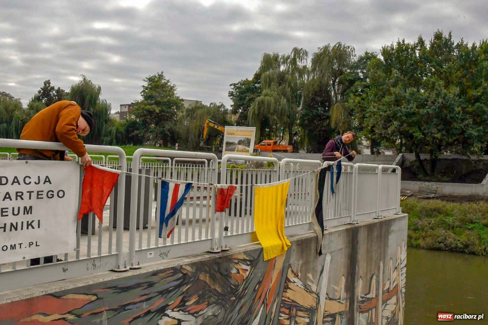 Zdjęcie w galerii na portalu naszraciborz.pl: Na bulwarach trwa Odrzańska odyseja [FOTO i WIDEO] wiadomości z regionu