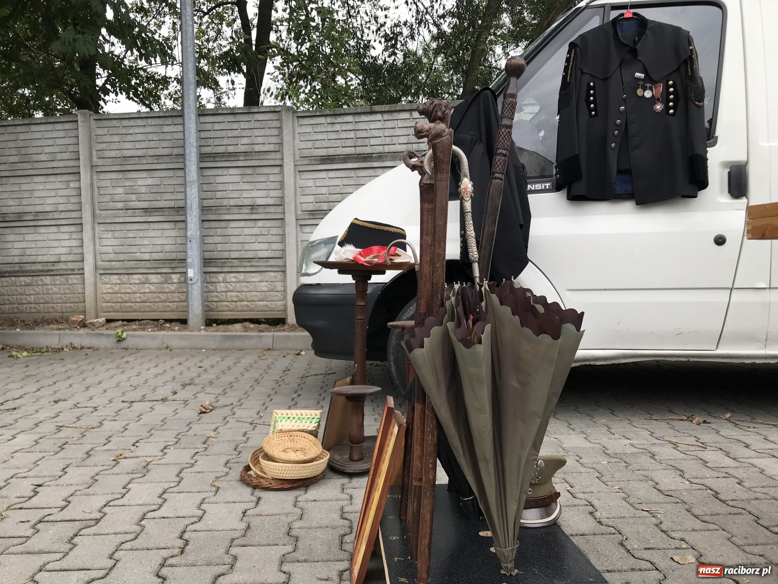 Zdjęcie w galerii na portalu naszraciborz.pl: Jesienny targ staroci w Pietrowicach Wielkich [FOTO i WIDEO] wiadomości z regionu