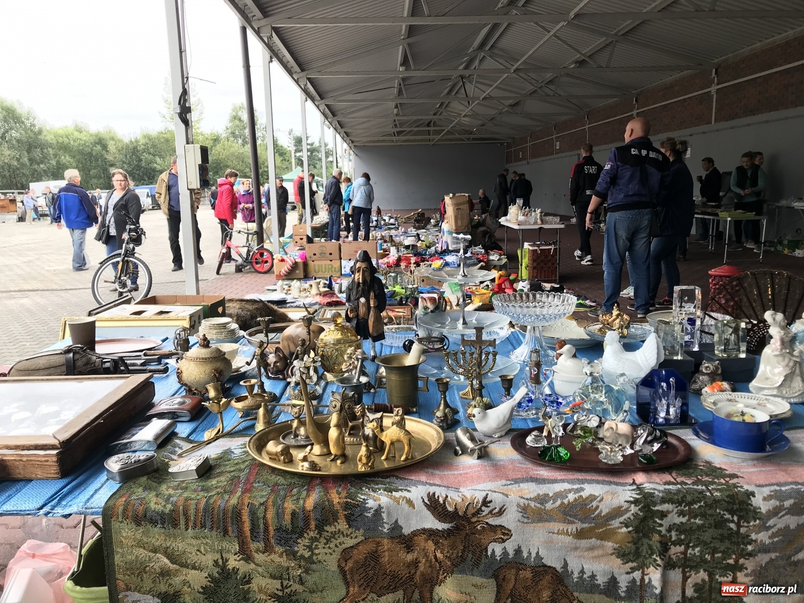 Zdjęcie w galerii na portalu naszraciborz.pl: Jesienny targ staroci w Pietrowicach Wielkich [FOTO i WIDEO] wiadomości z regionu