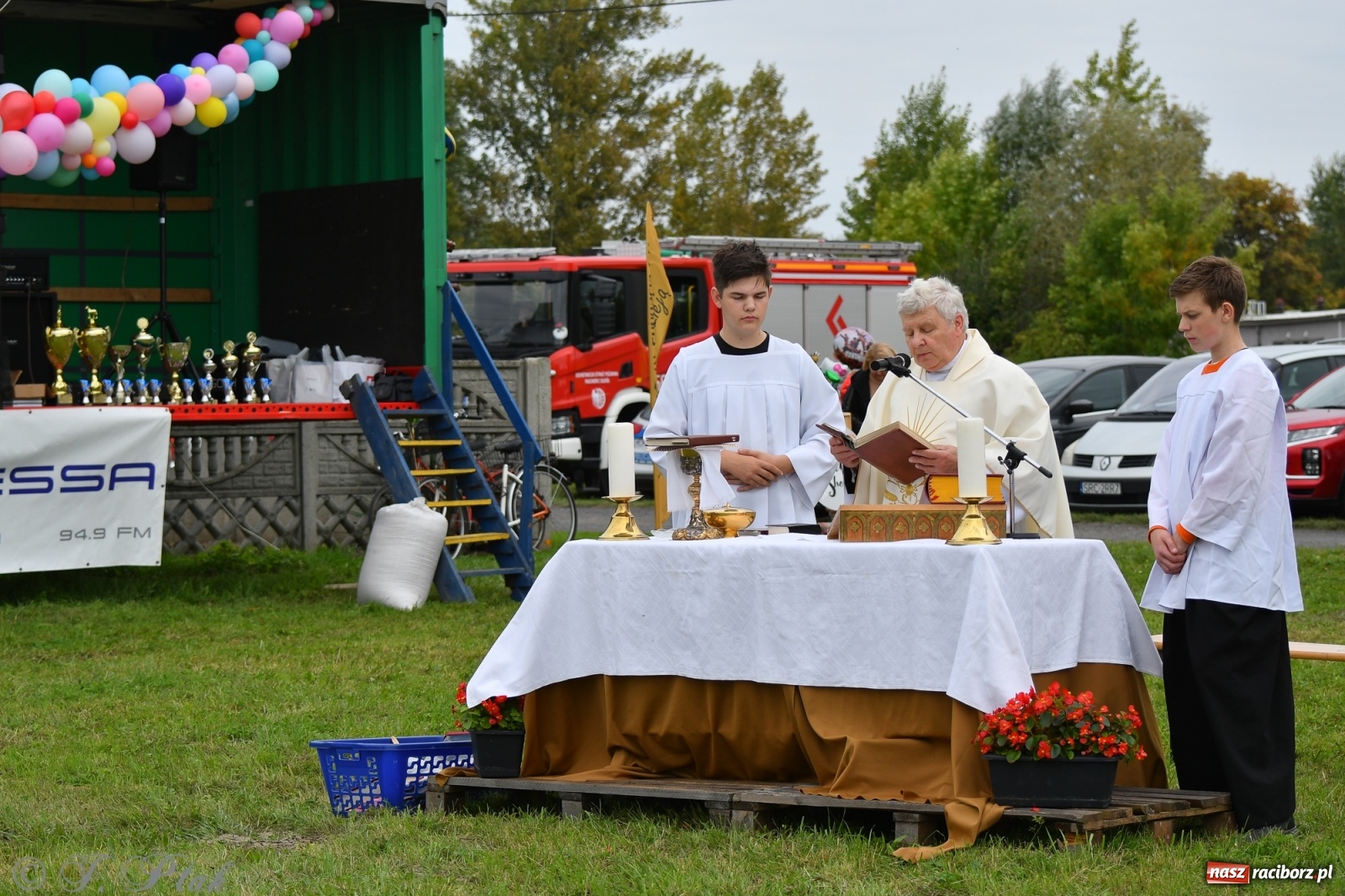 Zdjęcie w galerii na portalu naszraciborz.pl: Raciborski Hubertus 2021. Parada przez Ostróg i dwie gonitwy za lisem [FOTO i WIDEO] wiadomości z regionu