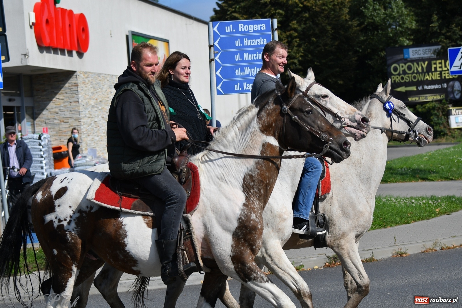 Zdjęcie w galerii na portalu naszraciborz.pl: Raciborski Hubertus 2021. Parada przez Ostróg i dwie gonitwy za lisem [FOTO i WIDEO] wiadomości z regionu
