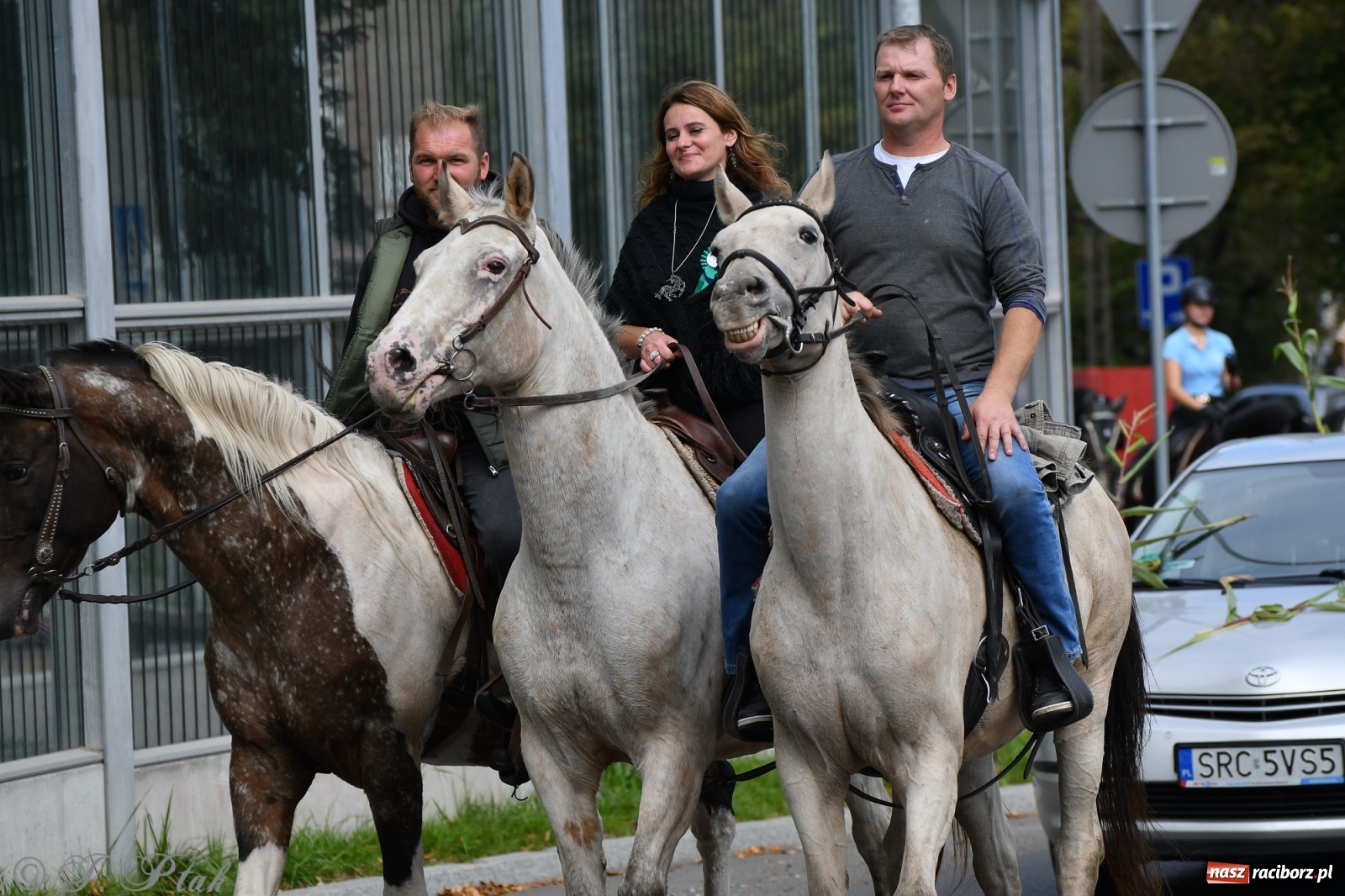 Zdjęcie w galerii na portalu naszraciborz.pl: Raciborski Hubertus 2021. Parada przez Ostróg i dwie gonitwy za lisem [FOTO i WIDEO] wiadomości z regionu