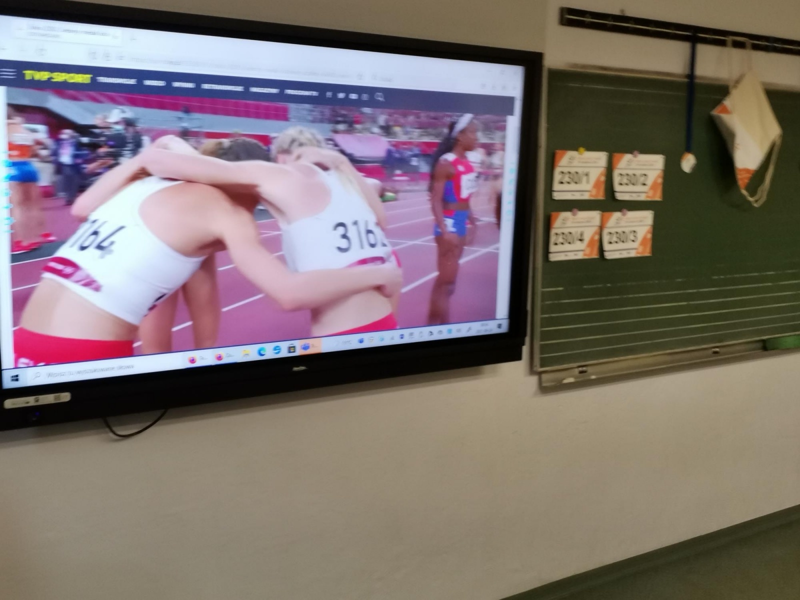 Zdjęcie w galerii na portalu naszraciborz.pl: Uczniowie z Brzeźnicy w Biegu Erasmus wiadomości z regionu