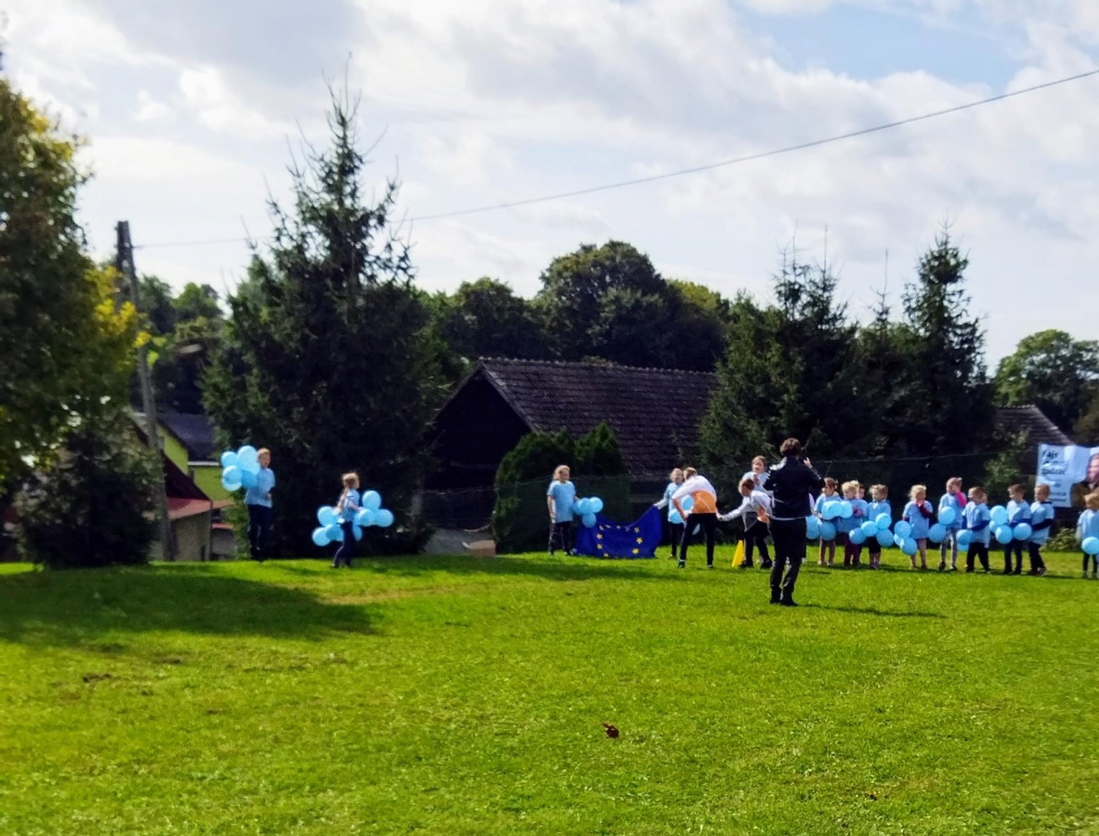 Zdjęcie w galerii na portalu naszraciborz.pl: Uczniowie z Brzeźnicy w Biegu Erasmus wiadomości z regionu