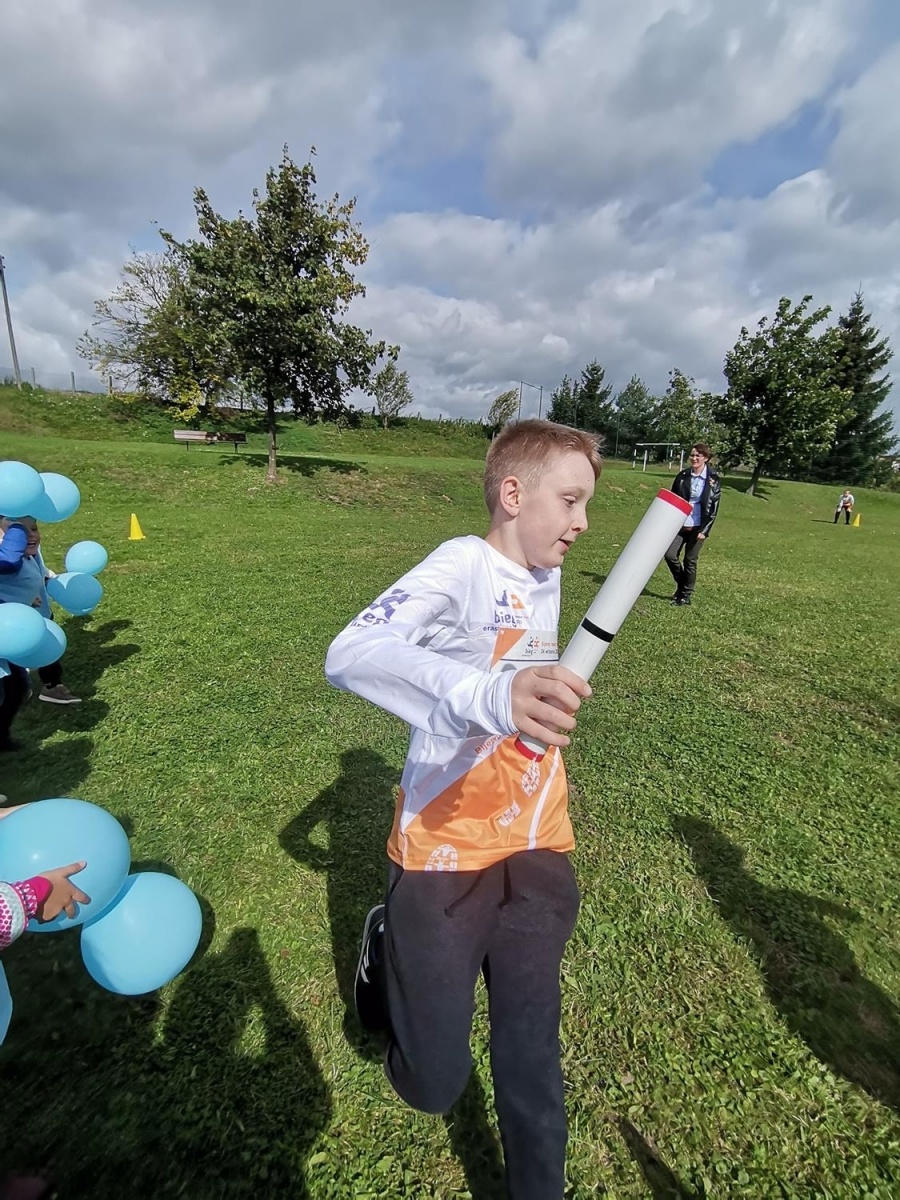 Zdjęcie w galerii na portalu naszraciborz.pl: Uczniowie z Brzeźnicy w Biegu Erasmus wiadomości z regionu