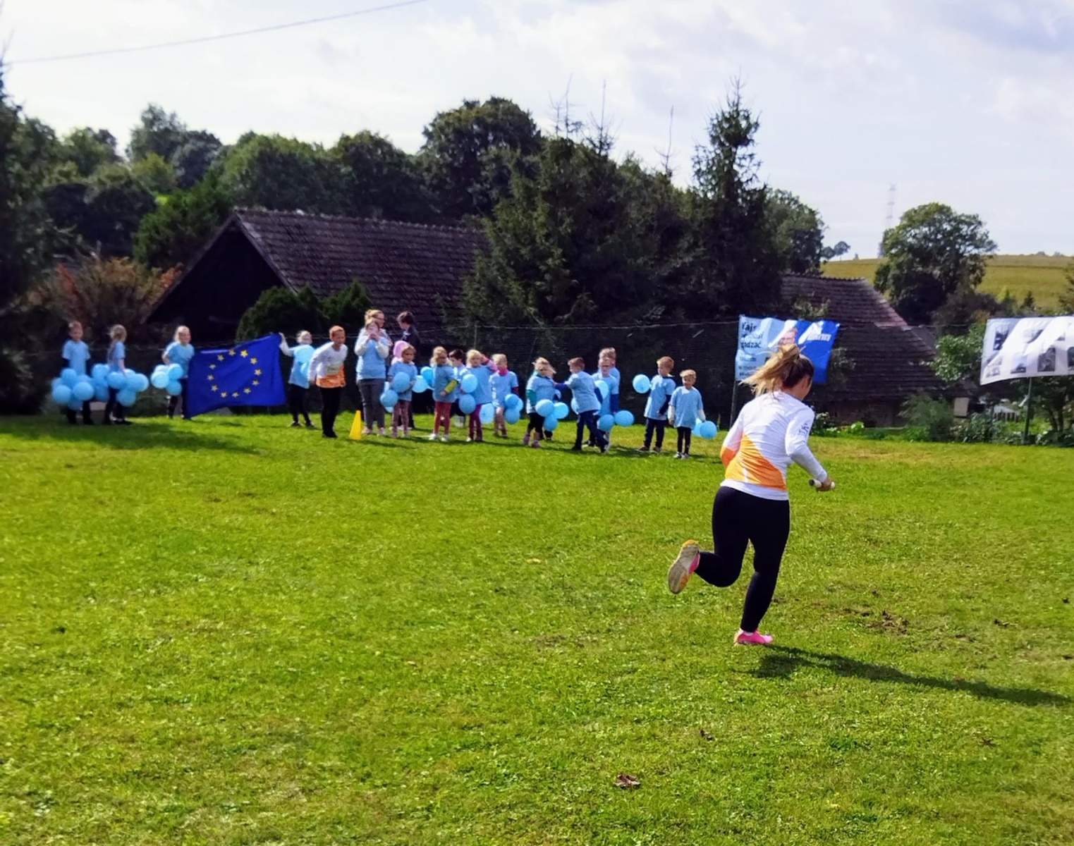 Zdjęcie w galerii na portalu naszraciborz.pl: Uczniowie z Brzeźnicy w Biegu Erasmus wiadomości z regionu
