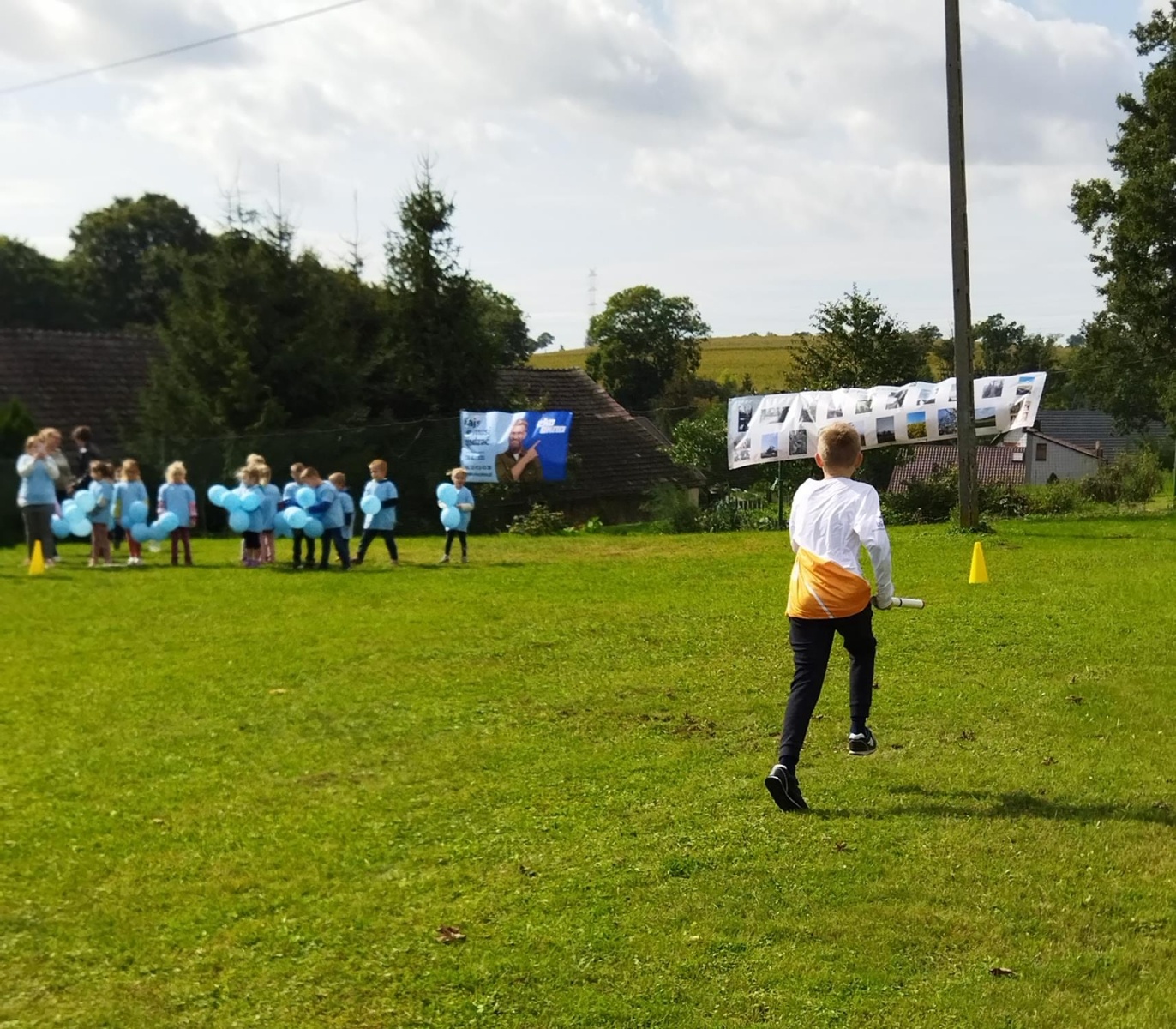 Zdjęcie w galerii na portalu naszraciborz.pl: Uczniowie z Brzeźnicy w Biegu Erasmus wiadomości z regionu