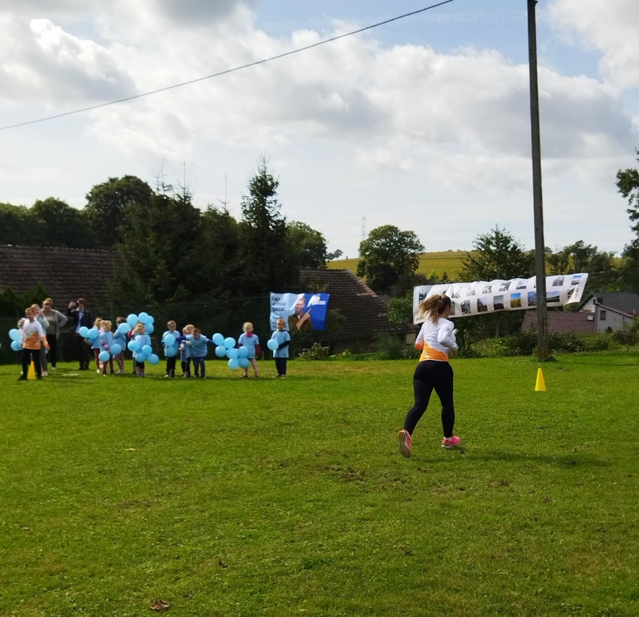 Zdjęcie w galerii na portalu naszraciborz.pl: Uczniowie z Brzeźnicy w Biegu Erasmus wiadomości z regionu