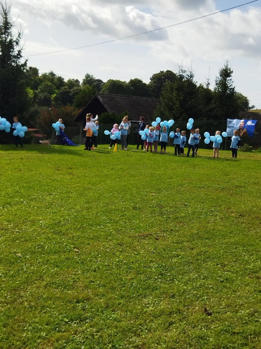 Zdjęcie w galerii na portalu naszraciborz.pl: Uczniowie z Brzeźnicy w Biegu Erasmus wiadomości z regionu
