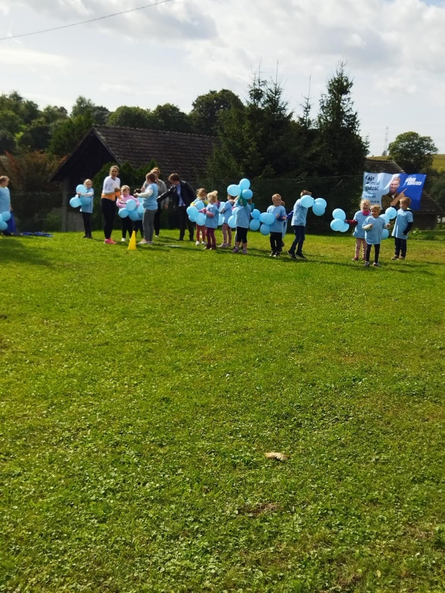 Zdjęcie w galerii na portalu naszraciborz.pl: Uczniowie z Brzeźnicy w Biegu Erasmus wiadomości z regionu