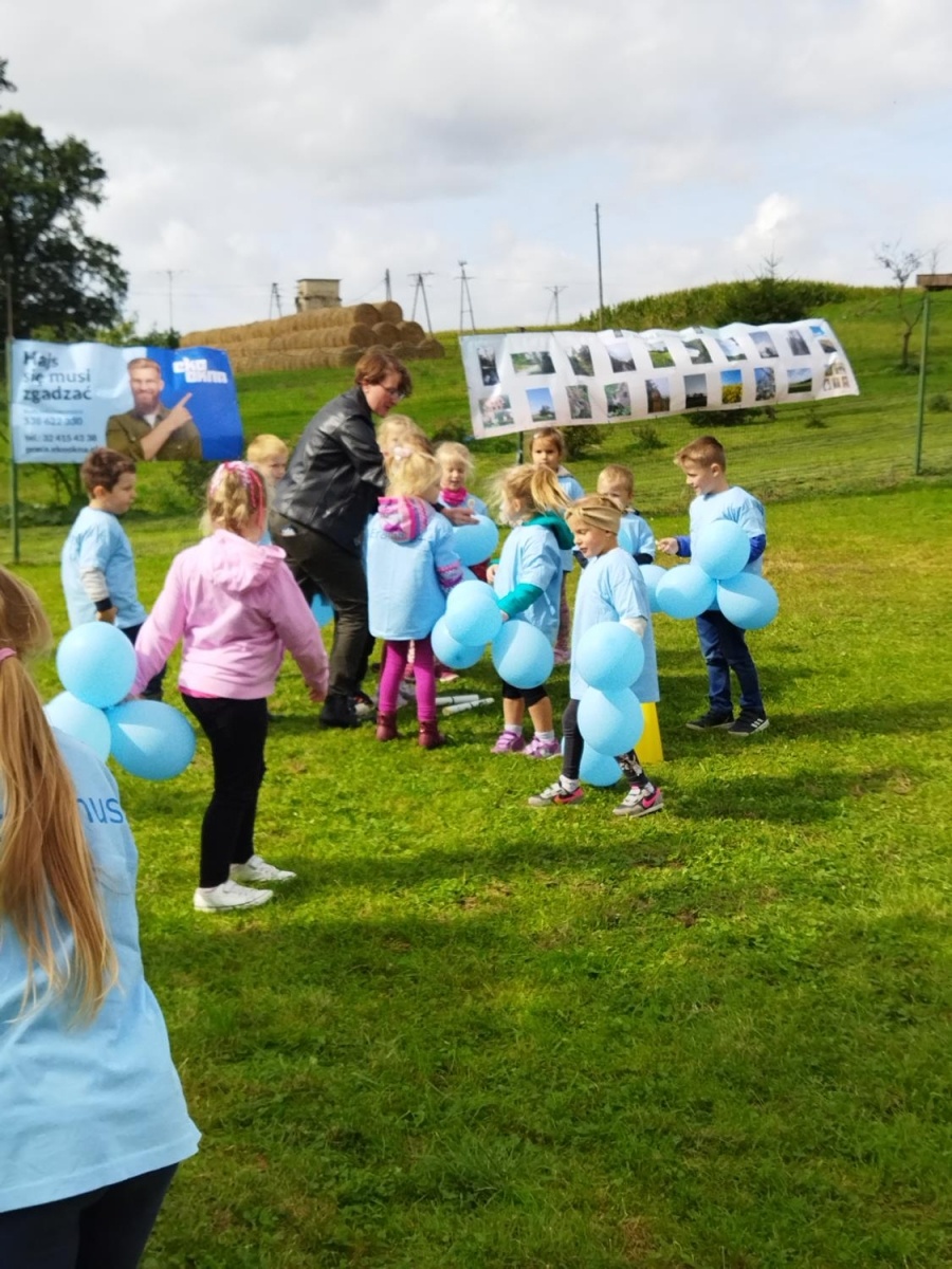 Zdjęcie w galerii na portalu naszraciborz.pl: Uczniowie z Brzeźnicy w Biegu Erasmus wiadomości z regionu