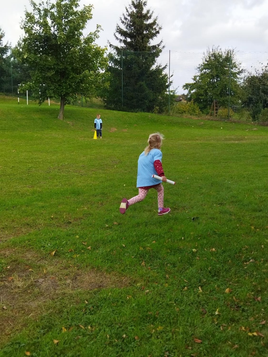 Zdjęcie w galerii na portalu naszraciborz.pl: Uczniowie z Brzeźnicy w Biegu Erasmus wiadomości z regionu