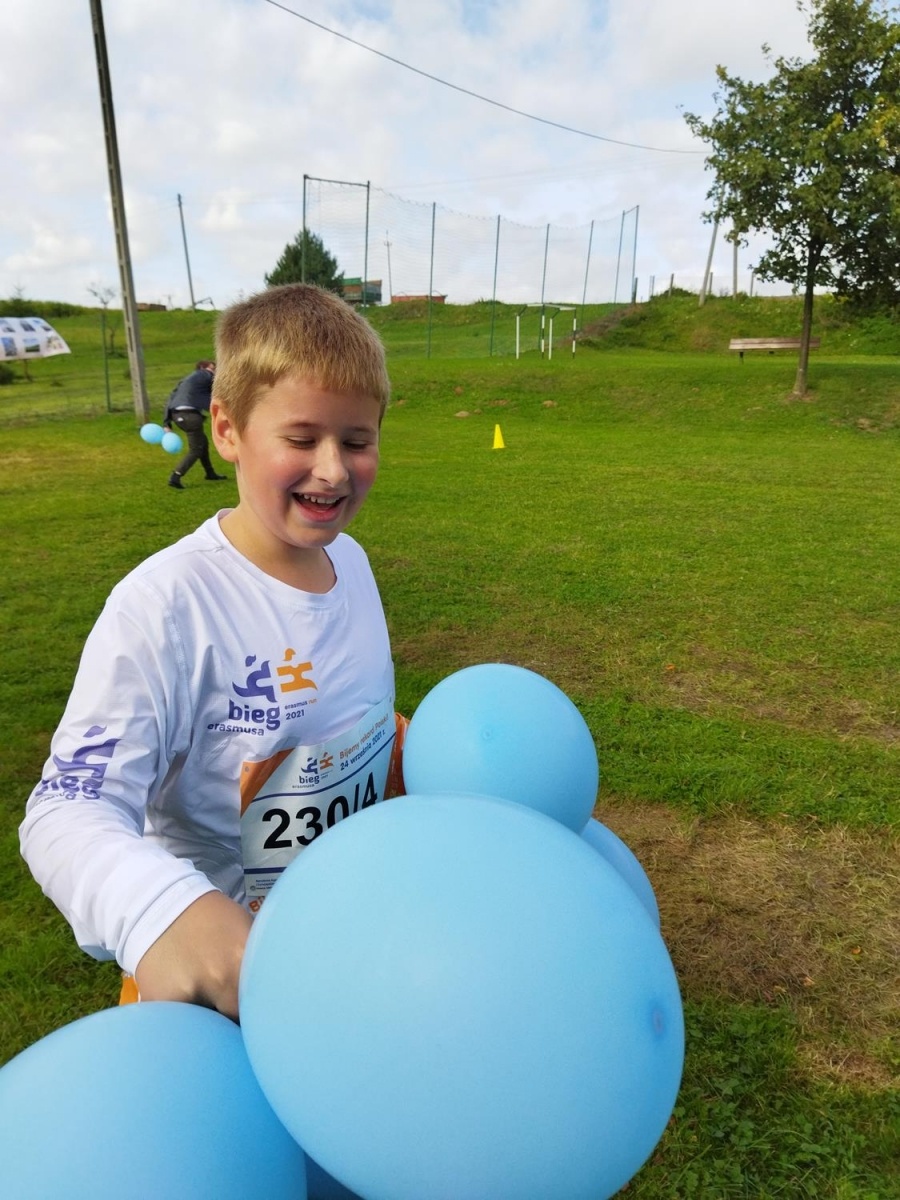 Zdjęcie w galerii na portalu naszraciborz.pl: Uczniowie z Brzeźnicy w Biegu Erasmus wiadomości z regionu