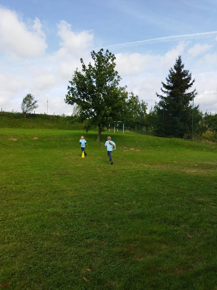 Zdjęcie w galerii na portalu naszraciborz.pl: Uczniowie z Brzeźnicy w Biegu Erasmus wiadomości z regionu