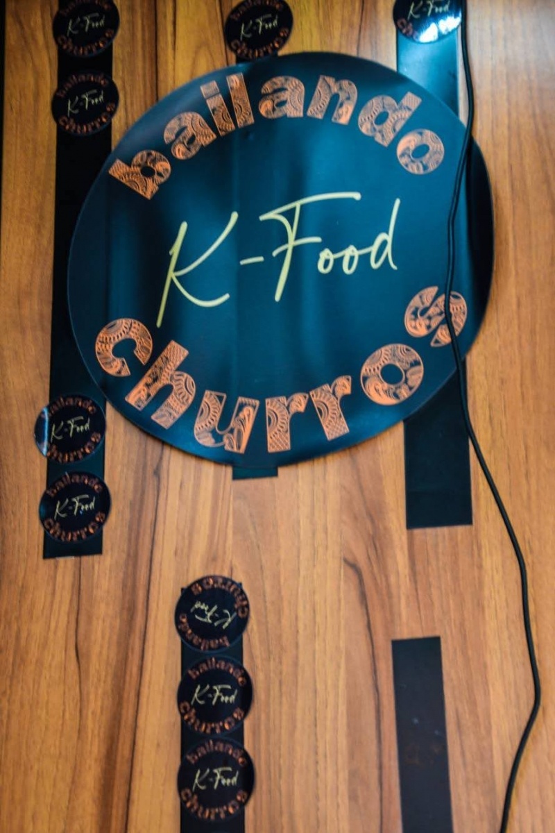 Zdjęcie w galerii na portalu naszraciborz.pl: Zlot food trucków na raciborskim zamku wiadomości z regionu