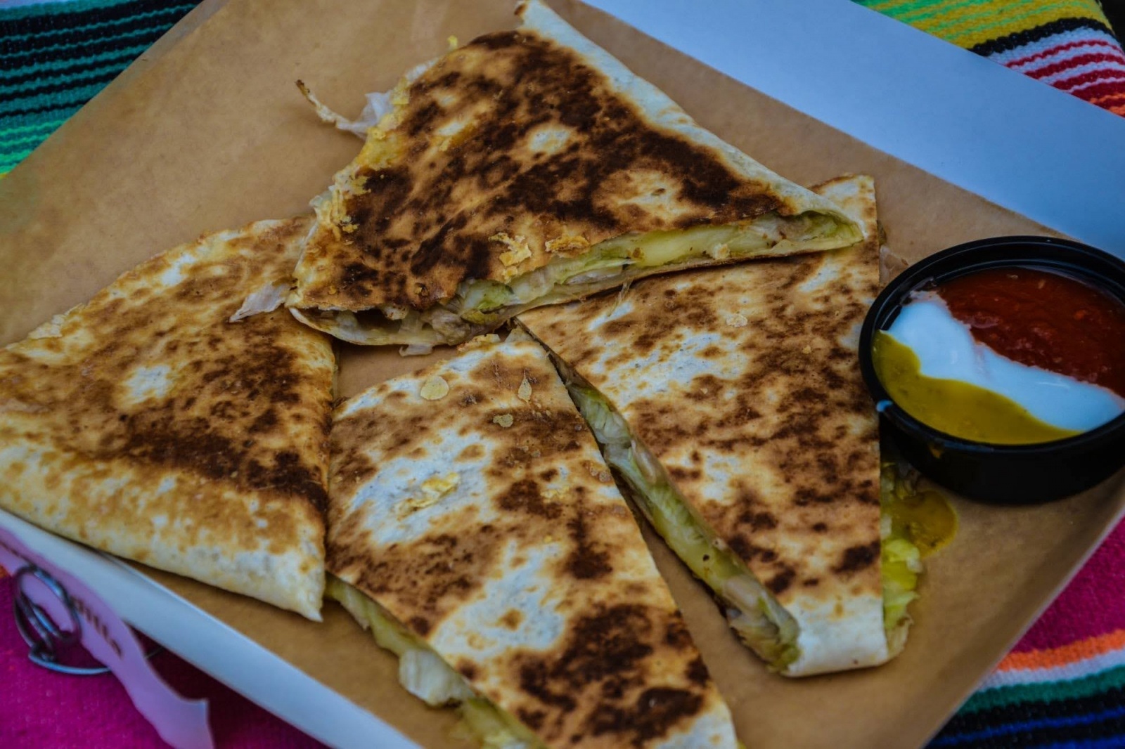 Zdjęcie w galerii na portalu naszraciborz.pl: Zlot food trucków na raciborskim zamku wiadomości z regionu