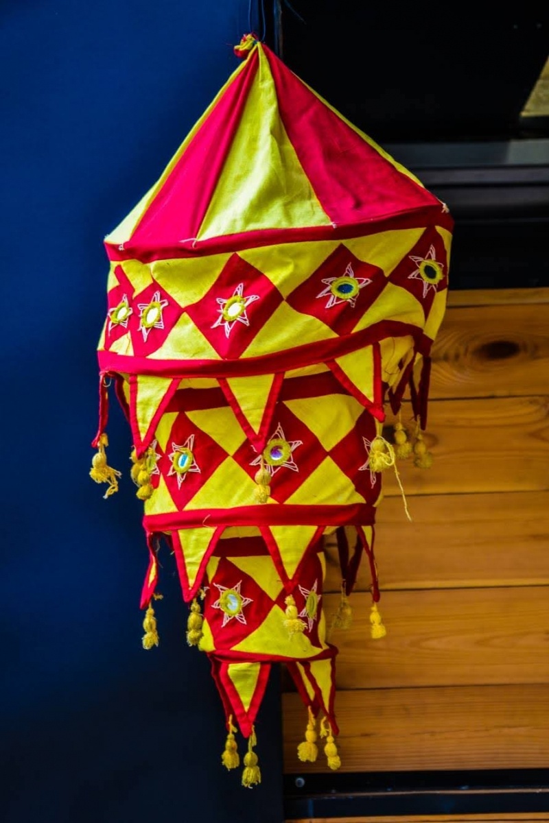 Zdjęcie w galerii na portalu naszraciborz.pl: Zlot food trucków na raciborskim zamku wiadomości z regionu