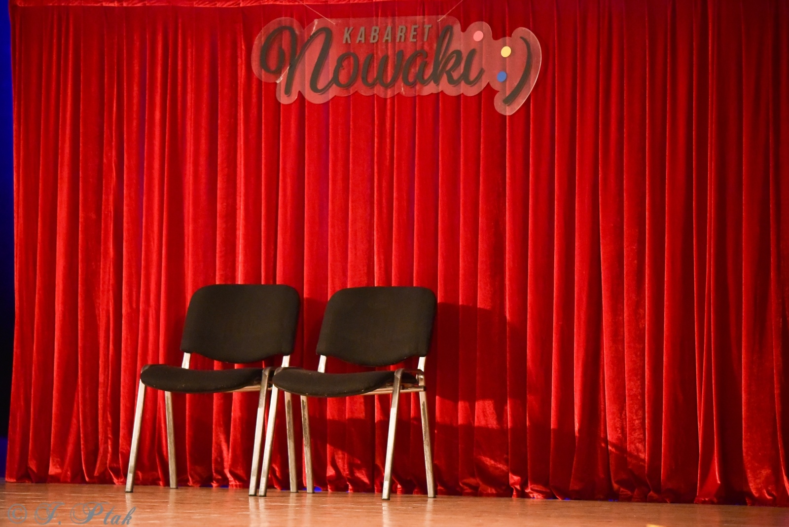 Zdjęcie w galerii na portalu naszraciborz.pl: Kabaret Nowaki na scenie RCK wiadomości z regionu