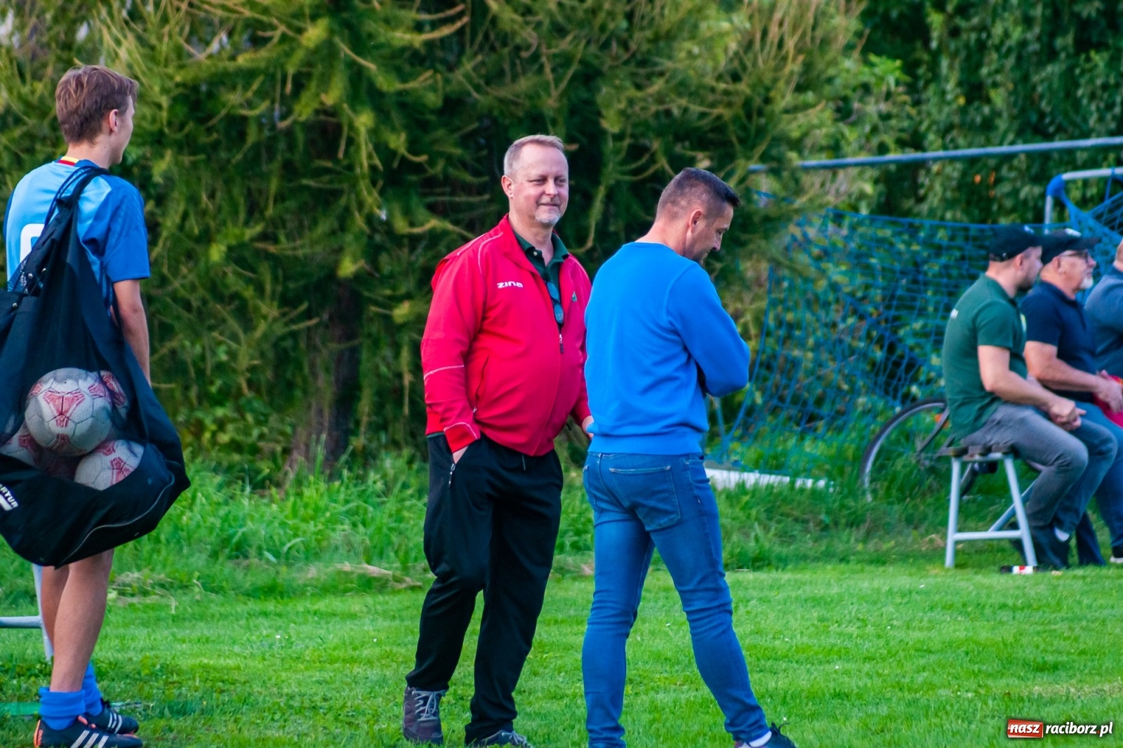 Zdjęcie w galerii na portalu naszraciborz.pl: A klasa. Nerwowo i czerwono w Pawłowie [FOTO] wiadomości z regionu