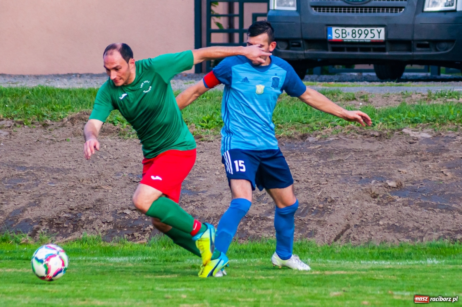 Zdjęcie w galerii na portalu naszraciborz.pl: A klasa. Nerwowo i czerwono w Pawłowie [FOTO] wiadomości z regionu