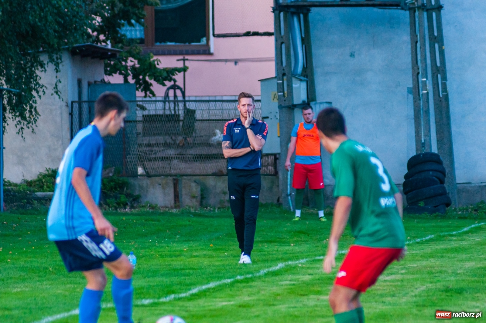 Zdjęcie w galerii na portalu naszraciborz.pl: A klasa. Nerwowo i czerwono w Pawłowie [FOTO] wiadomości z regionu