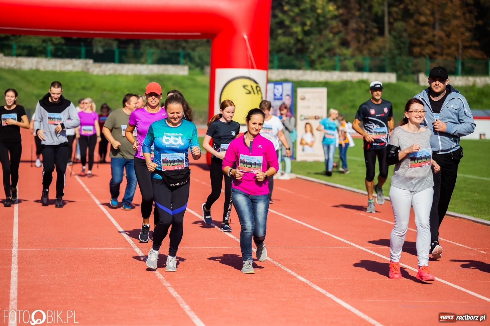 Zdjęcie w galerii na portalu naszraciborz.pl: Cukiereczki na Start - bieg w szczytnym celu [FOTO i WIDEO] wiadomości z regionu