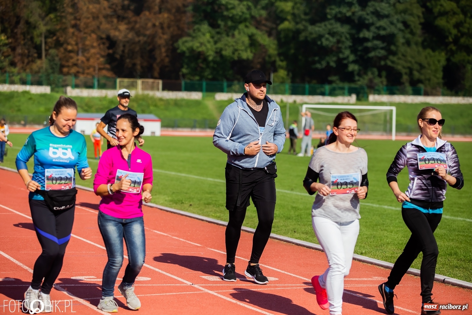 Zdjęcie w galerii na portalu naszraciborz.pl: Cukiereczki na Start - bieg w szczytnym celu [FOTO i WIDEO] wiadomości z regionu
