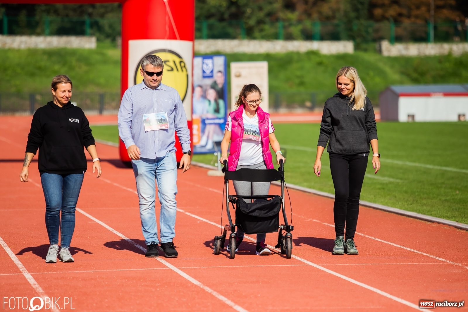 Zdjęcie w galerii na portalu naszraciborz.pl: Cukiereczki na Start - bieg w szczytnym celu [FOTO i WIDEO] wiadomości z regionu