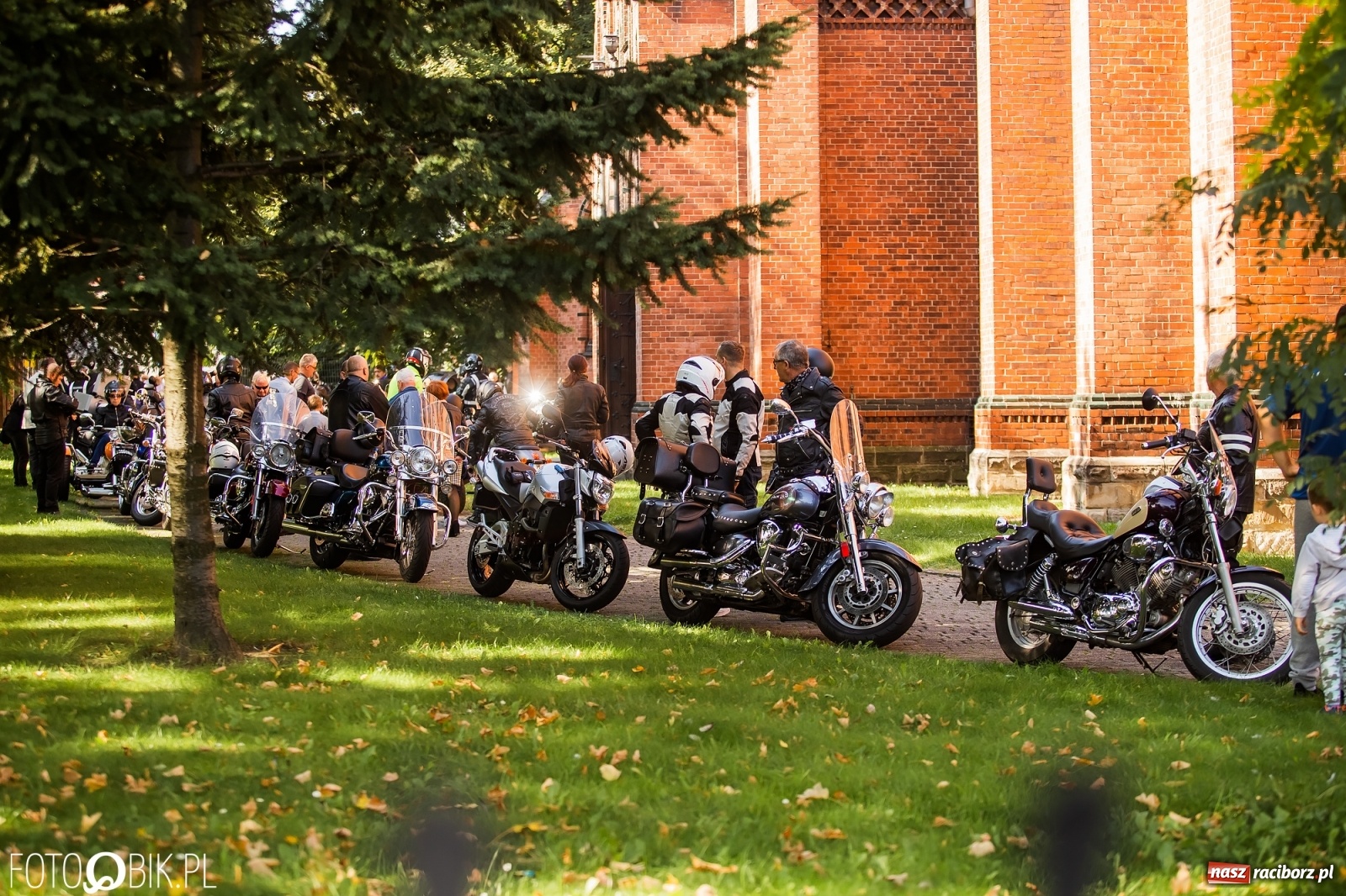 Zdjęcie w galerii na portalu naszraciborz.pl: Motocyklowe nieszpory dziękczynne na finał sezonu wiadomości z regionu